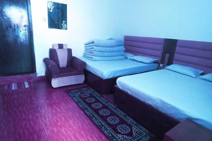 Room 18 of 30
