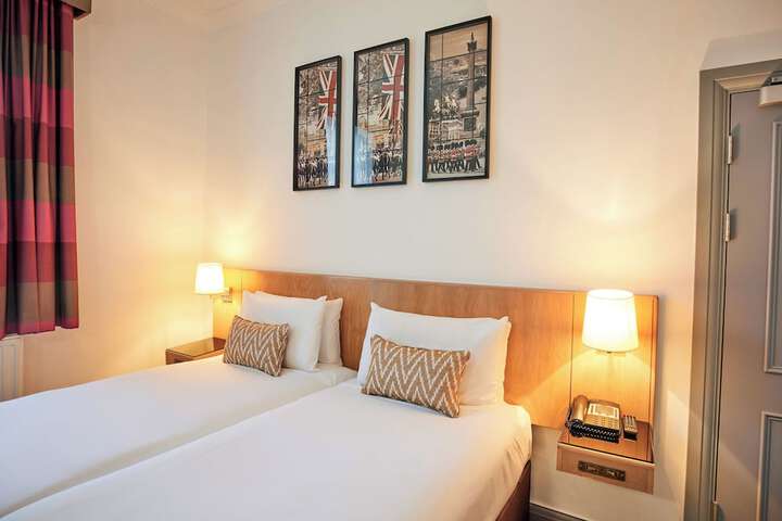 Room 12 of 59