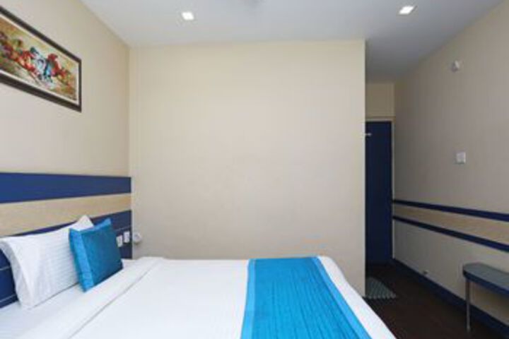 Room 18 of 21