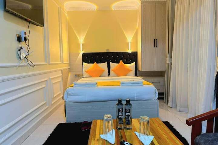 Room 13 of 56
