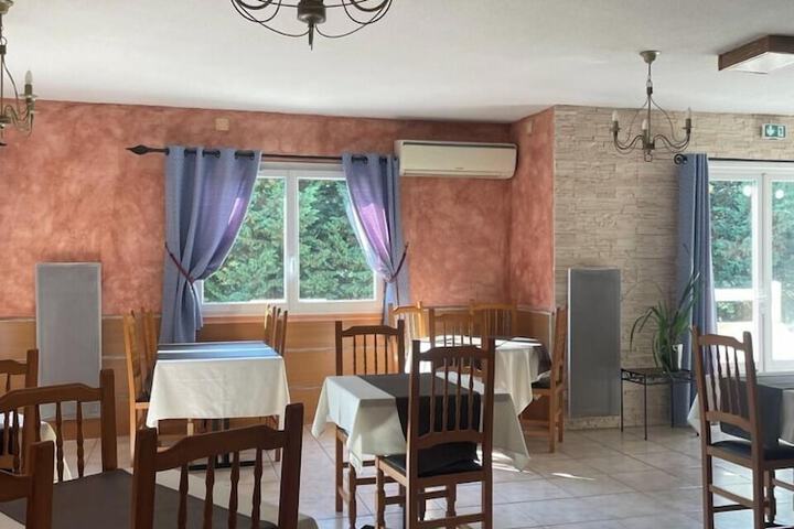 Dining Photos
