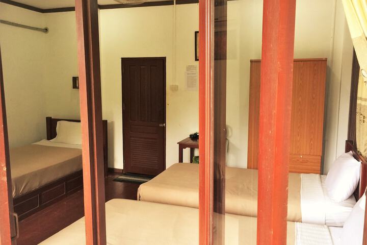 Room 9 of 44