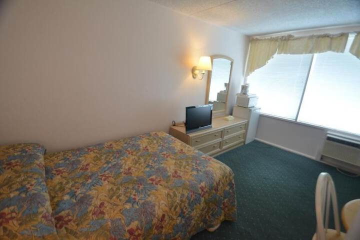 Room 7 of 34
