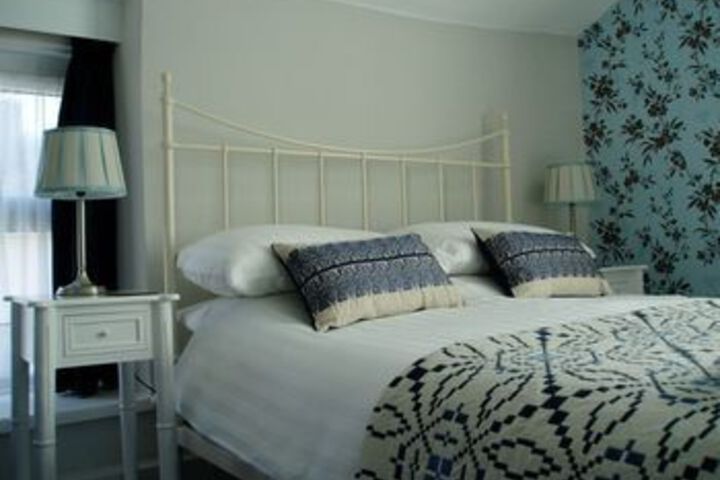 Room 14 of 28