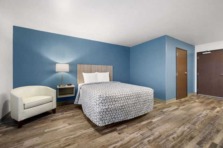 Room 14 of 50