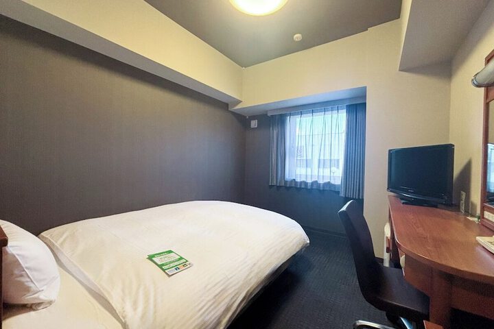Room 5 of 26