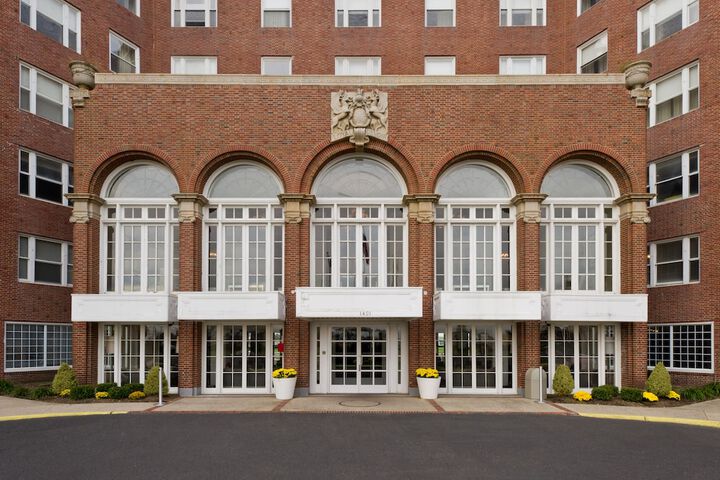 The Berkeley Oceanfront Hotel Asbury Park | Bookonline.com