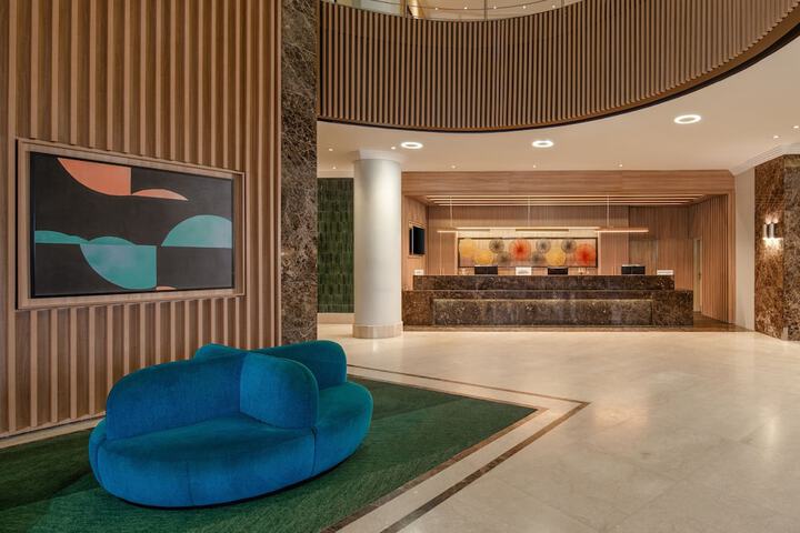 Hotel Interior 4 of 87