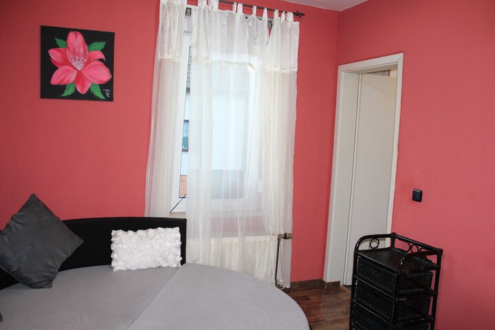 Room 16 of 26