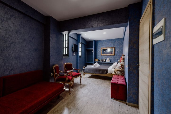 Room 14 of 120