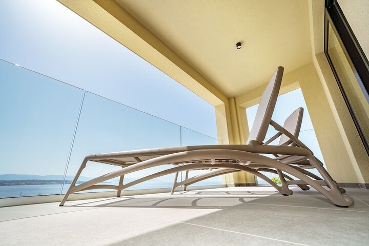 Terrace/Patio 27 of 77