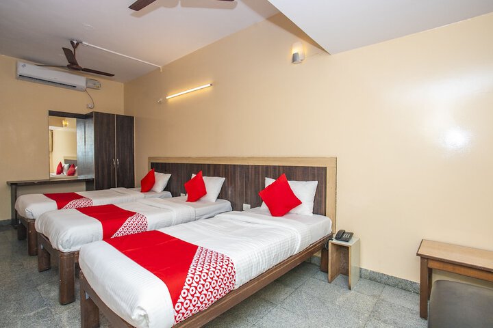 Room 12 of 24