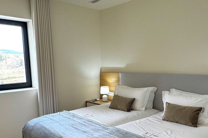 Room 4 of 48