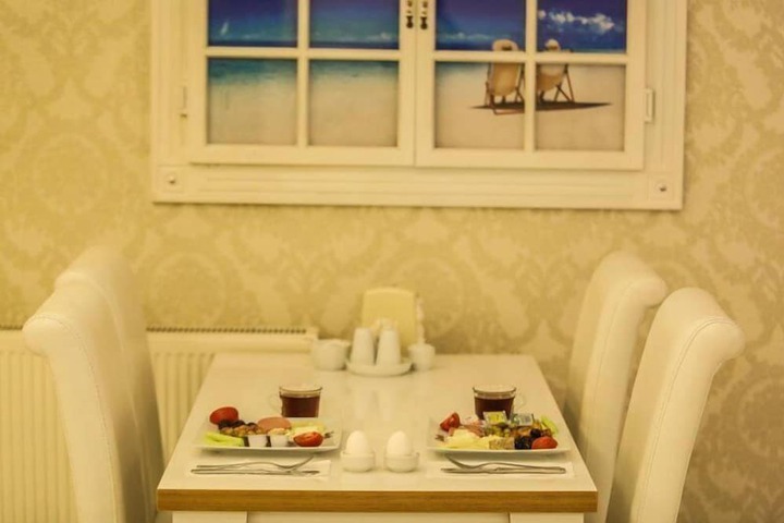 Breakfast/Coffee Service 15 of 22