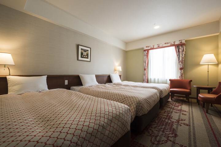 Room 13 of 88
