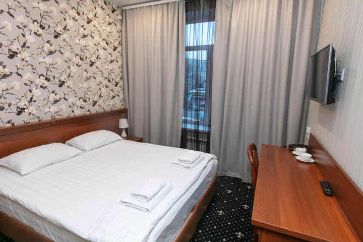 Room 21 of 50