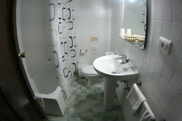 Bath Photo