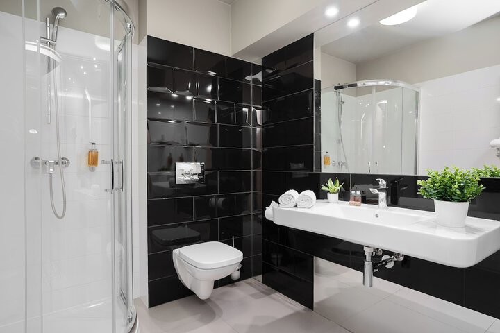 Clean Restrooms