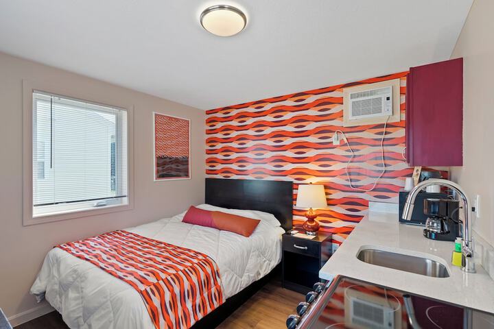 Room 4 of 53