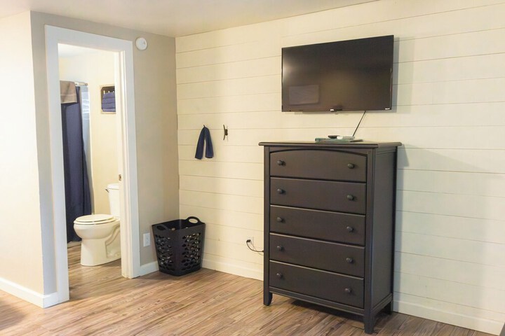 Room 251 of 917