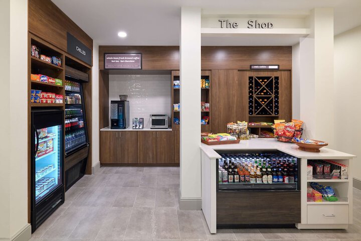 Snack bar