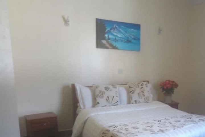 Room 5 of 19