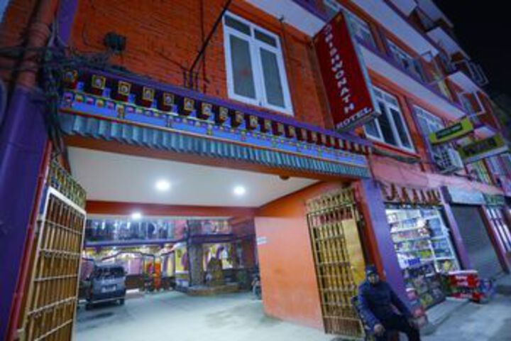 Bishwonath Hotel