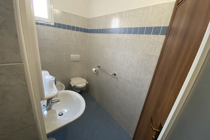 Room 62 of 108