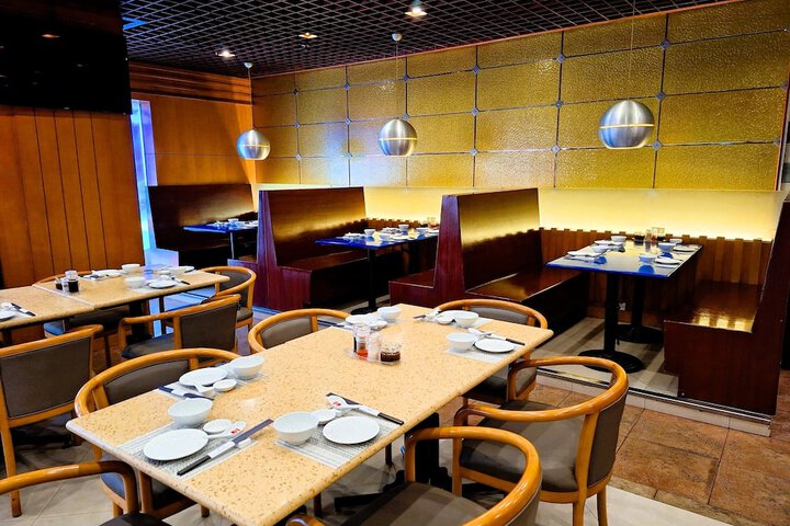 Dining 69 of 80
