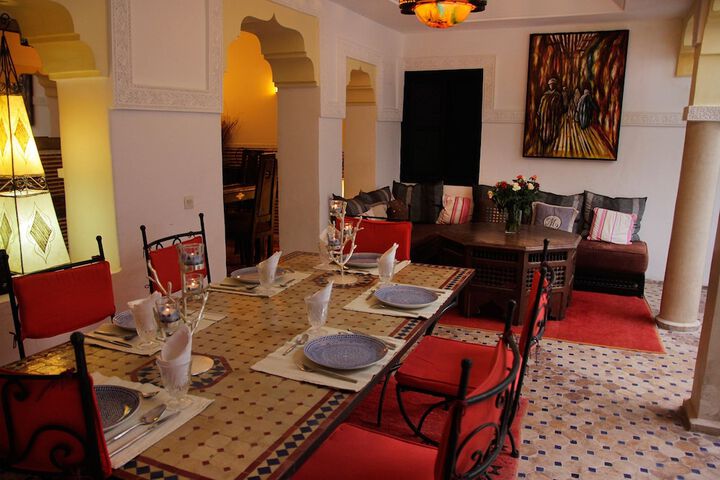 Dining 48 of 65