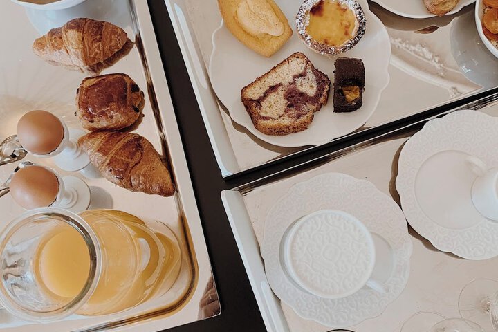 Breakfast/Coffee Service 81 of 97