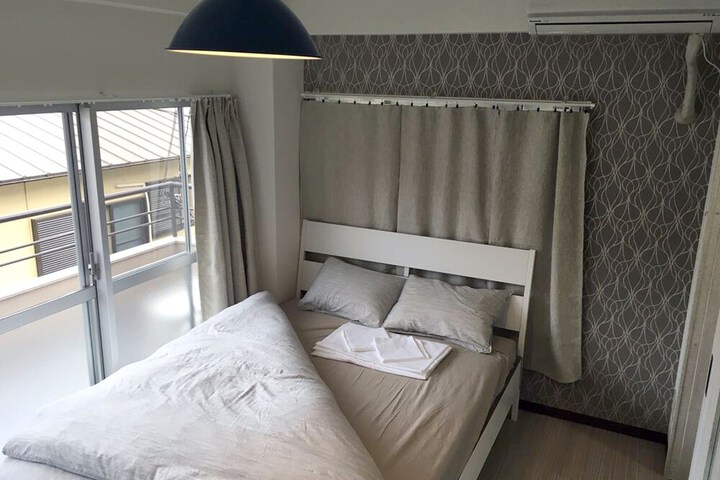Room 18 of 34