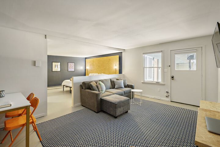 Executive Studio Suite (3 of 8)