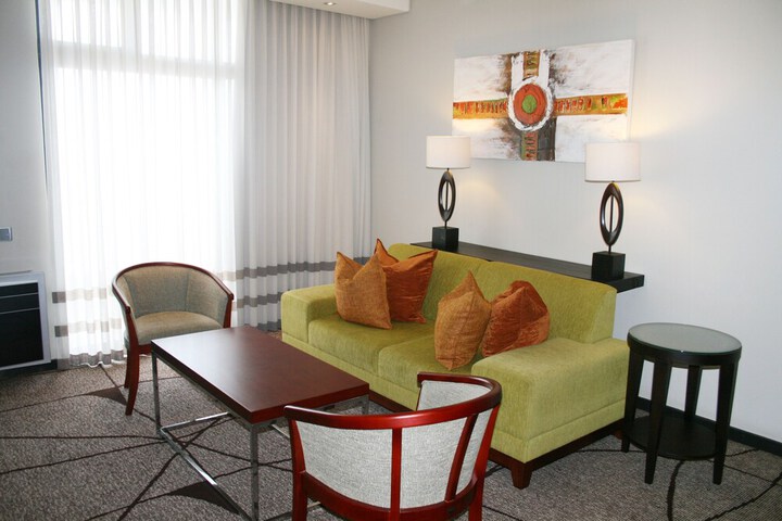 Room 9 of 137