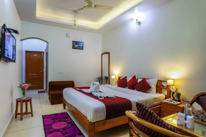 Room 4 of 14