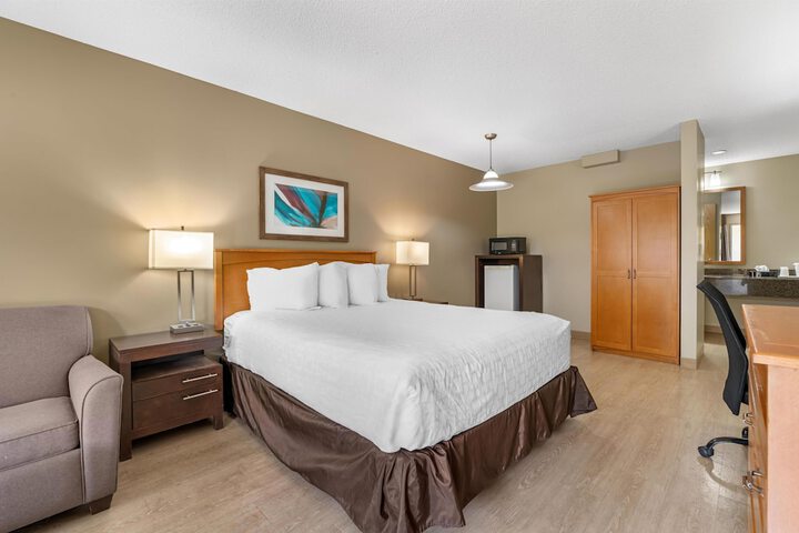 Room 14 of 37