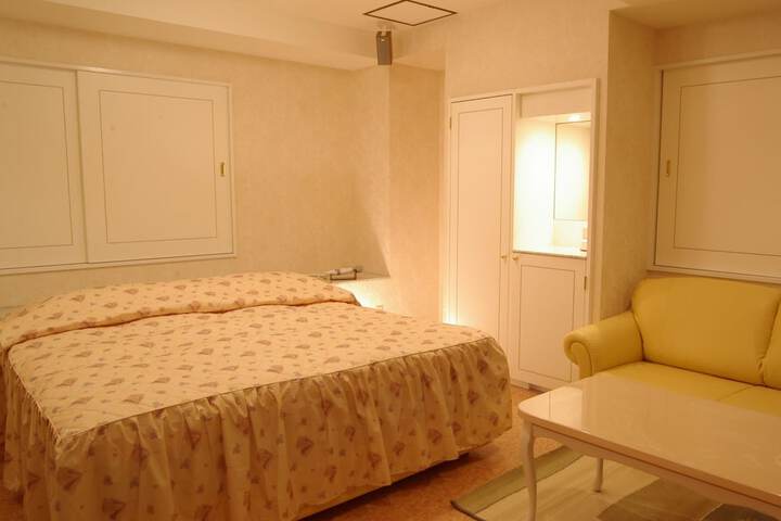Room 7 of 26