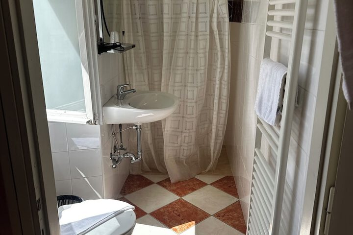 Clean Restrooms