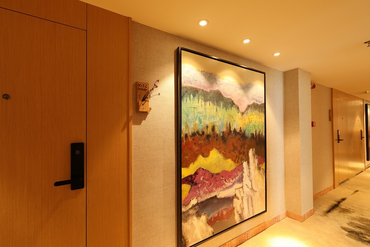 Hotel Interior 11 of 27