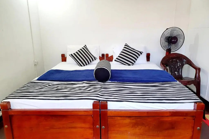 Room 2 of 14