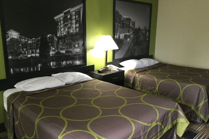 2 Queen Beds (4 of 7)
