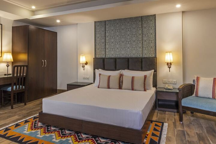 Room 8 of 61
