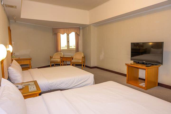 Room 19 of 49