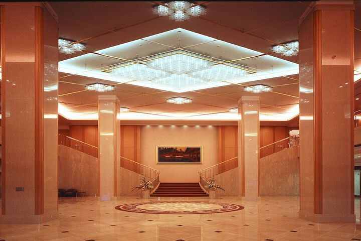 Hotel Lobby