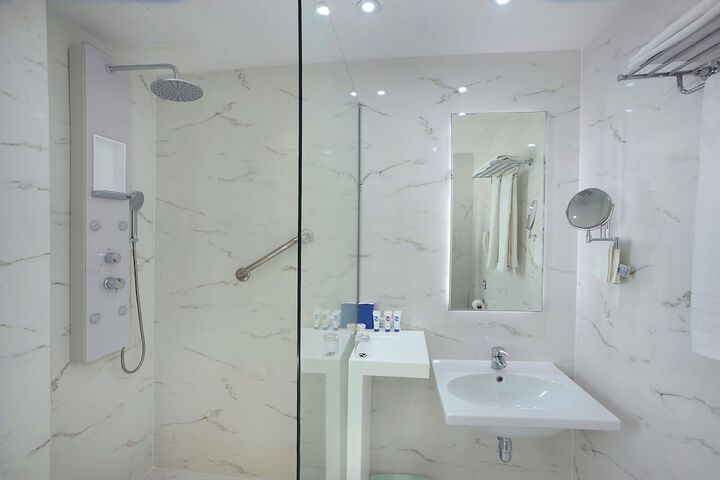 Clean Restrooms