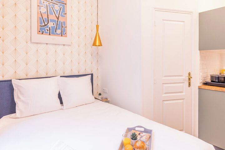 Room 40 of 171