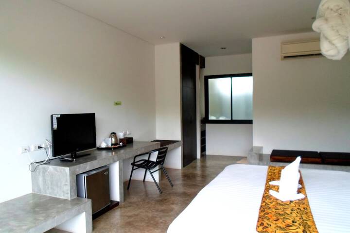Room 7 of 51