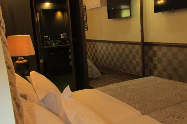 Room 20 of 50