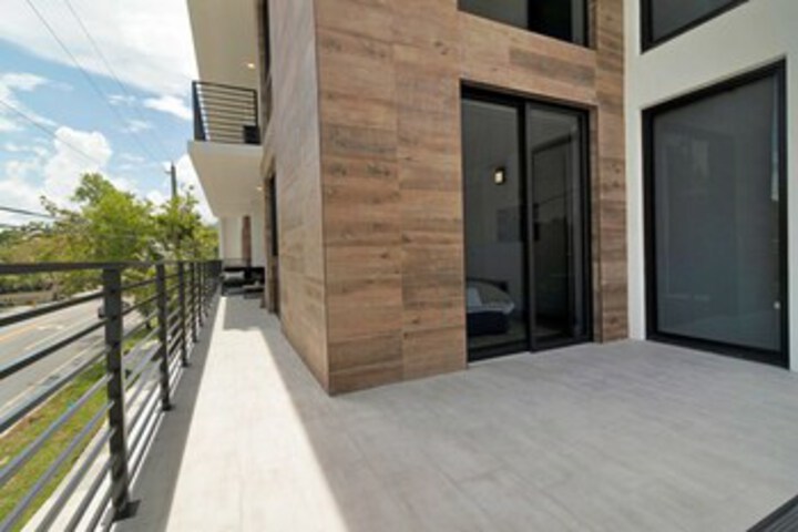 Terrace/Patio 7 of 188