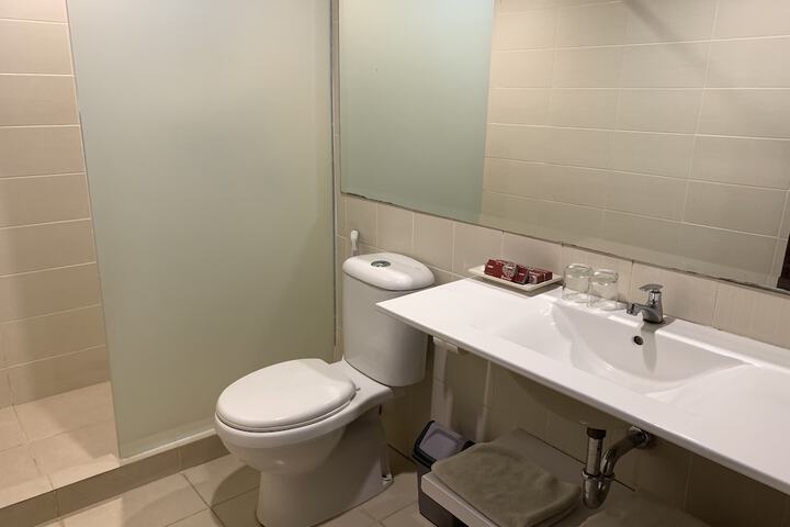 Room 14 of 26